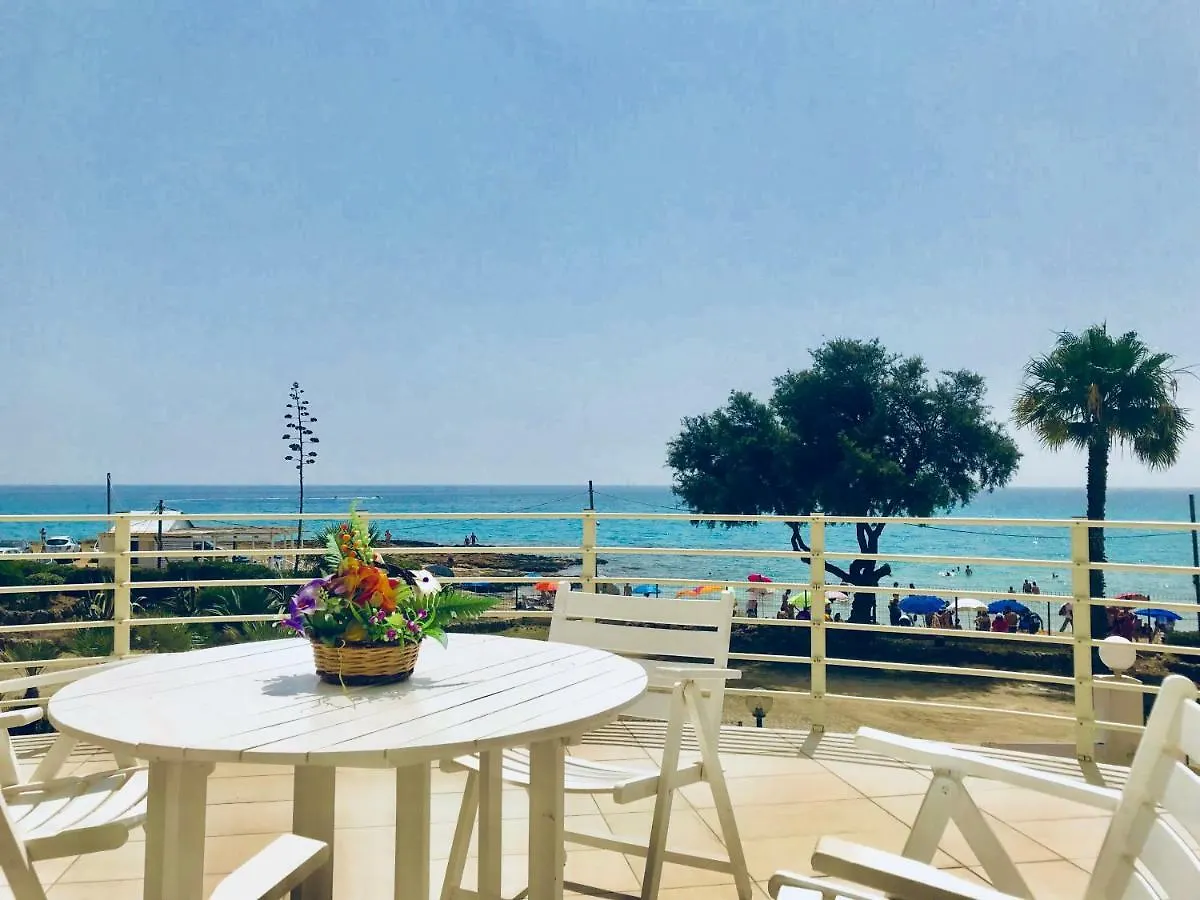 別荘 Kitiya'S House- Di Fronte La Spiaggia E Un Mare Cristallino マルツァメミ