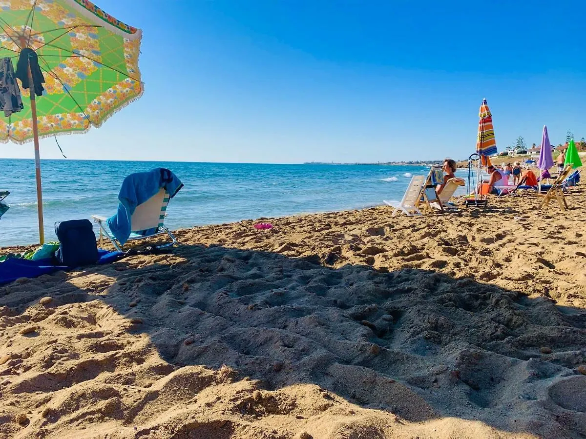 Kitiya'S House- Di Fronte La Spiaggia E Un Mare Cristallino マルツァメミ 別荘